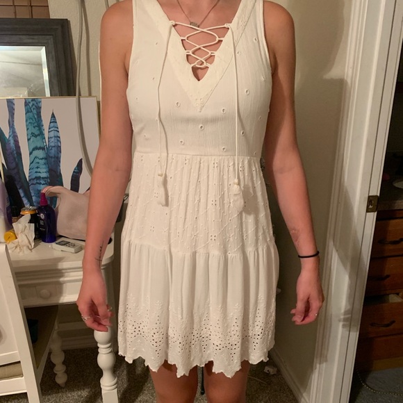 Hollister Dresses & Skirts - White dress Hollister Dresses & Skirts - White dress